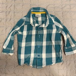 Small Wonders boys button-down , size 6-9 mos.